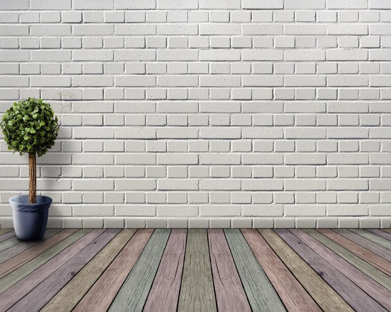 Home Droge installatie van vloerverwarming met isolatieplaten en warmtegeleidingsprofielen voor efficiënte warmteoverdracht